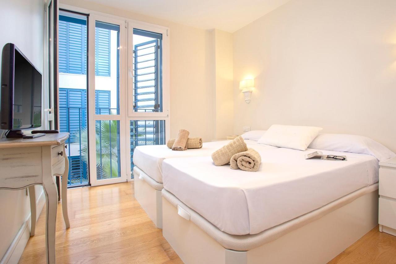 Acogedor Apartamento Junto A La Catedral By Rent Me Málaga Exterior foto